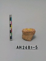 藏品(紅色粗砂陶圈足)的圖片